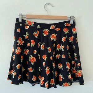 Floral mini skirt